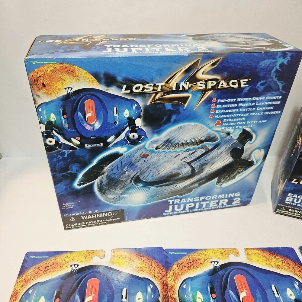 Lost In Space Movie Deluxe Jupiter 2 Trendmasters, Bubble Fighter And Figures